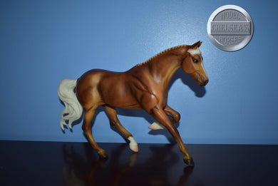 Palomino Picture Perfect-Gem Twist Mold-Breyer Traditional