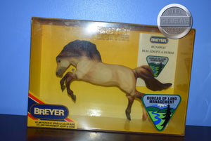 Runaway BLM Adopt a Horse-New in Box-Breyer Classic