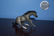 Load image into Gallery viewer, Grullo from Mystery Foal Surprise-Reining Horse Mold-Breyer Stablemate