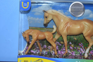 Palomino Morgan and Foal-Quarter Horse Gelding Mold-New in Box-Breyer Classic