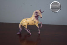 Load image into Gallery viewer, Cepheus-Starry Skies Series-Mini Alborozo Mold-Breyer Stablemate