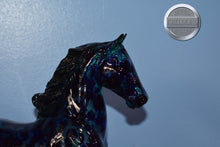 Load image into Gallery viewer, Gala-Five Gaiter Mold-Breyer Traditional