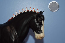 Load image into Gallery viewer, Grayingham Lucky Lad-Breyerfest Exclusive-Clydesdale Stallion Mold-Breyer Traditional