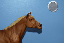 Load image into Gallery viewer, Chestnut Morganlanz-Morganlanz Mold-Breyer Traditional