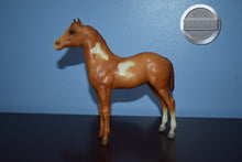 Load image into Gallery viewer, Light Chestnut Pinto Foal-Standing Stock Foal Mold-Breyer Traditional