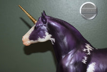 Load image into Gallery viewer, Hyacinth and Wisteria-Unicorn Clydesdale Mare and Foal Mold-Breyer Traditional