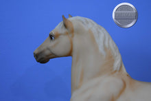 Load image into Gallery viewer, Goliath-Belgian Mold-Breyer Traditional