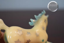 Load image into Gallery viewer, Little Dipper-Starry Skies Series-Magnolia Mold-Breyer Stablemate