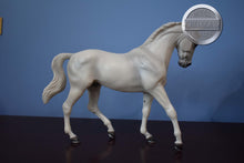 Load image into Gallery viewer, Milton-Big Ben Mold-Breyer Traditional