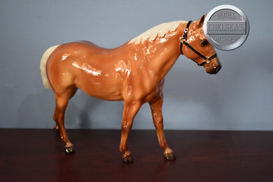 Glossy Palomino-Quarter Horse Gelding Mold-Breyer Traditional