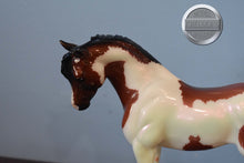 Load image into Gallery viewer, Hope-Bouncer Mold-Breyer Traditional