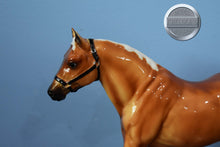 Load image into Gallery viewer, Glossy Palomino-Quarter Horse Gelding Mold-Breyer Traditional