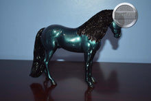Load image into Gallery viewer, Green/Blue Custom Decorator on the Bouncer Mold-Breyer Traditional