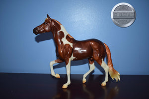Enzo-Mangalarga Marchador Mold-Breyer Traditional