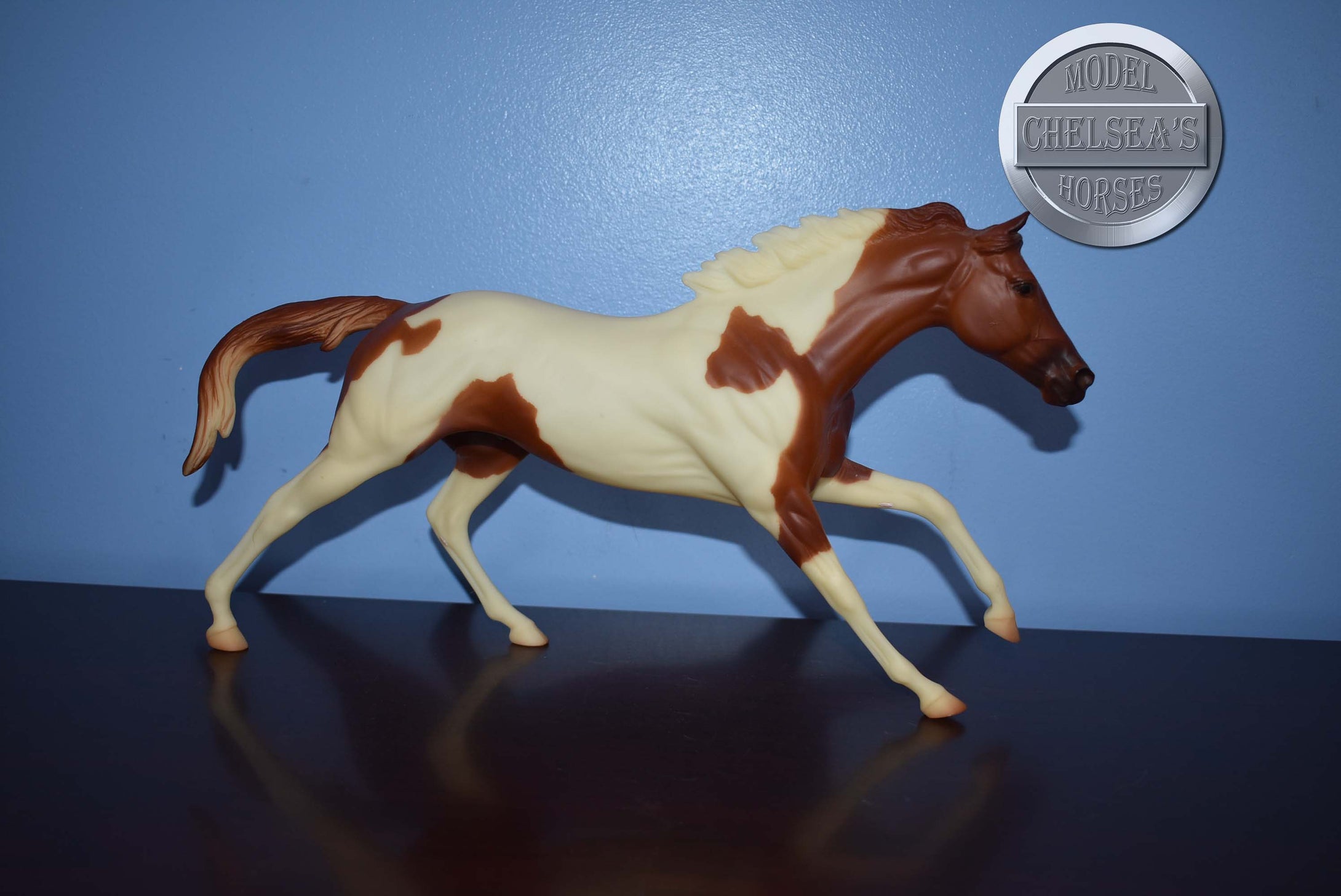 Special Delivery-Cigar Mold-Breyer Traditional