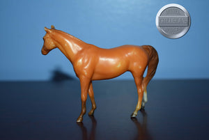 Chestnut Standing Thoroughbred Body-Citation Mold-Breyer Stablemate