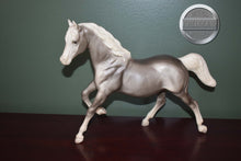 Load image into Gallery viewer, Sugar-Smoke Grey-Running Mare Mold-Breyer Traditional