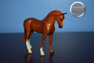 Metallic Chestnut Thoroughbred-Parade of Breed III-Standing Thoroughbred Mold-Breyer Stablemate