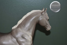 Load image into Gallery viewer, Sugar-Smoke Grey-Running Mare Mold-Breyer Traditional