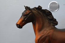 Load image into Gallery viewer, Flash-Original on the Flash Mold-Breyer Traditional