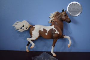Pinto/Arab Family-JCP Exclusive-Huckleberry Bey, Sucesion and Lefire Mold-Breyer Traditional