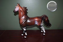 Load image into Gallery viewer, Kehinde-Collector Club Exclusive-American Saddlebred Mold-Breyer Traditional
