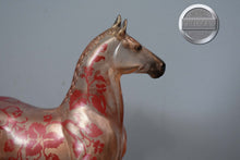 Load image into Gallery viewer, Strawberry-Hackney Mold-Breyer Traditional