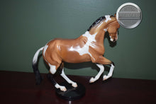 Load image into Gallery viewer, Lucien-Valegro Mold-Breyer Traditional