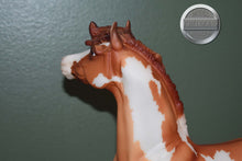 Load image into Gallery viewer, Moondance-Mustang Mare Mold-Breyer Traditional