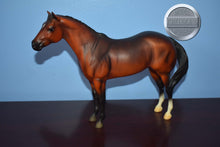 Load image into Gallery viewer, Quarter Horse-Swish Tail Version-Lady Phase Mold-Breyer Traditional