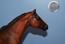 Load image into Gallery viewer, Quarter Horse-Swish Tail Version-Lady Phase Mold-Breyer Traditional
