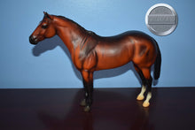 Load image into Gallery viewer, Quarter Horse-Short Tail Version-Lady Phase Mold-Breyer Traditional