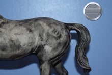 Load image into Gallery viewer, Cryptic-Halloween Exclusive-Big Ben Mold-Breyer Traditional