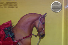 Load image into Gallery viewer, Holiday Hunt-Holiday Exclusive-Roemer Mold-Breyer Traditional
