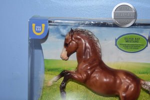 Silver Bay Mustang-Mini Fighting Stallion Mold-New in Box-Breyer Classic