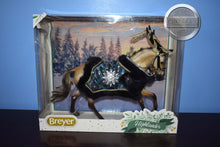 Load image into Gallery viewer, Highlander-Damaged Box-Holiday Exclusive-Cantering Warmblood Mold-Breyer Traditional