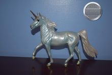 Load image into Gallery viewer, Forthwind-Morgan Stallion Mold-Breyer Classic
