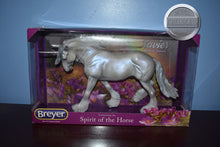 Load image into Gallery viewer, Xavier-Othello Mold-New in Box-Breyer Traditional
