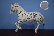 Load image into Gallery viewer, Hank-Ranch Horse Mold-Breyer Traditional
