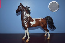 Load image into Gallery viewer, Livingston-American Saddlebred Stallion Mold-Breyer Traditional
