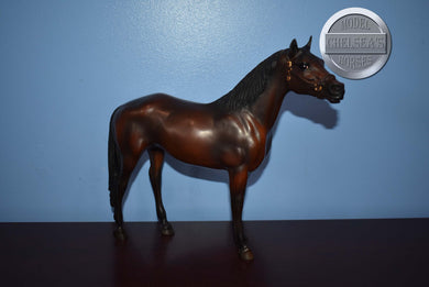 War Admiral-Man O War Mold-Breyer Traditional