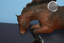 Load image into Gallery viewer, Custom Newsworthy Body-No Stand-Breyer Traditional