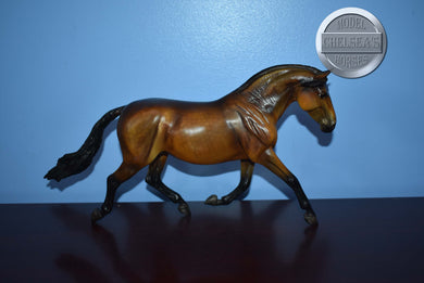 Mamacita-MARE ONLY-Breyerfest Exclusive-Warmblood Mare Mold-Breyer Traditional