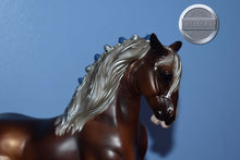 Load image into Gallery viewer, Callahan-Bay Version-Shire B Mold-Breyer Classic