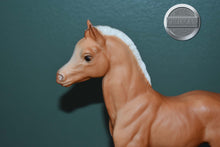 Load image into Gallery viewer, Palomino Family Arabian Foal-Breyer Traditional