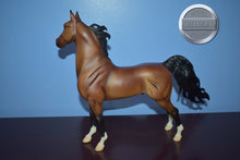 Load image into Gallery viewer, Harmonie-American Saddlebred Stallion Mold-Breyer Traditional