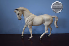 Load image into Gallery viewer, Milton-Big Ben Mold-Breyer Traditional