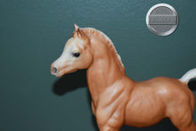Load image into Gallery viewer, Palomino Family Arabian Foal #2-Breyer Traditional