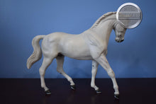 Load image into Gallery viewer, Milton-Big Ben Mold-Breyer Traditional