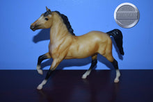 Load image into Gallery viewer, Buckskin Quarter Horse-Black Beauty Mold-Breyer Classic